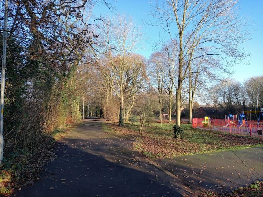 The Kilsyth,Detached Bungalow Warrington Eksteriør billede